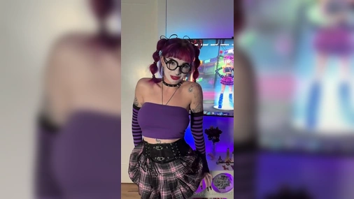 Emily Oram Hot Cosplay Sextape
