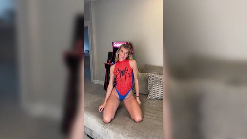 Lexi Rae (aka Lexiraexxx) - Spidergirl Cosplay Creampie