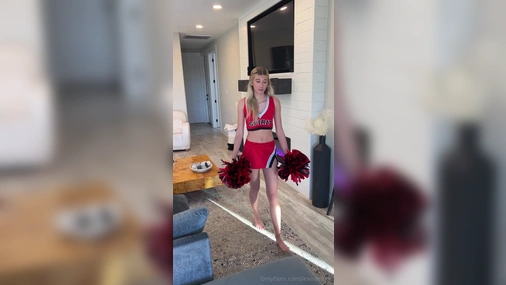 Lexi Rae (aka Lexiraexxx) - Cheerleader Cosplay Fucking