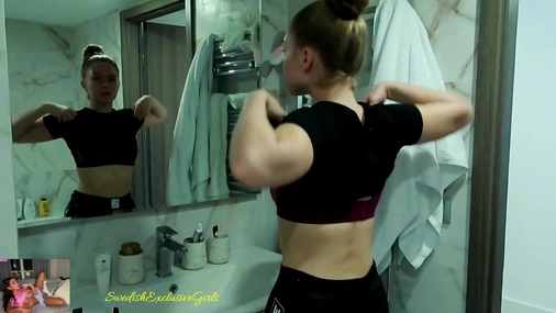 Norwegian Babe TheBellebunny showers her tight pussy in bathtub