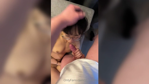 Gorgeous Australian Asian Jill_Bunny Gets Fucked Doggystyle