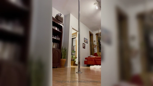 Sidney Summers Striptease On The Dancepole And The Disturbed Cat