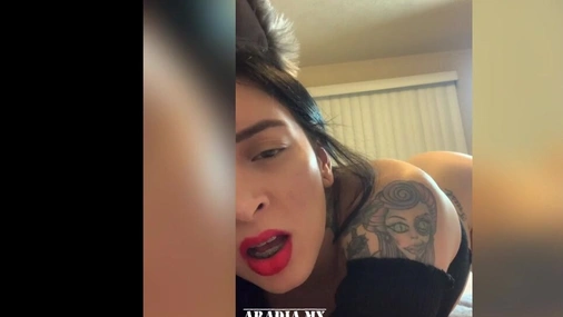 Aradiamx Masturbates With Sex Toy Wearing Anal Tail Plug