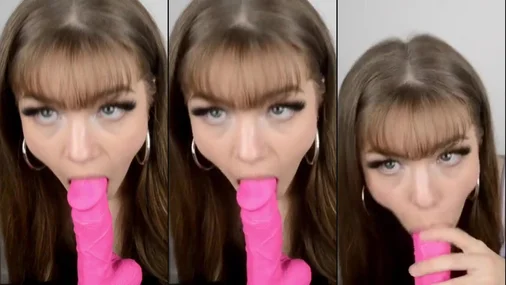 Dellieisla Frækt blowjob på dildo