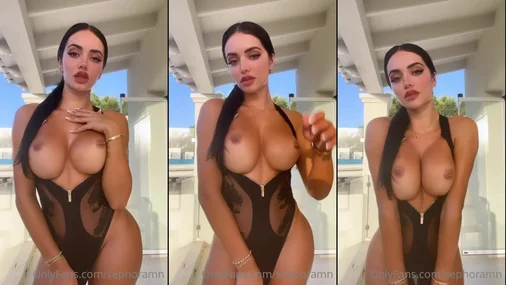 Sephoramn Topless-poser utomhus