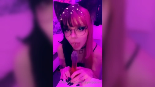 Swedish Pickyerpoison dildo blowjob Part 2