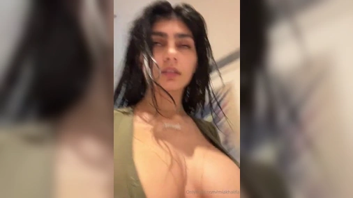 Mia Khalifa Long Livestream Video