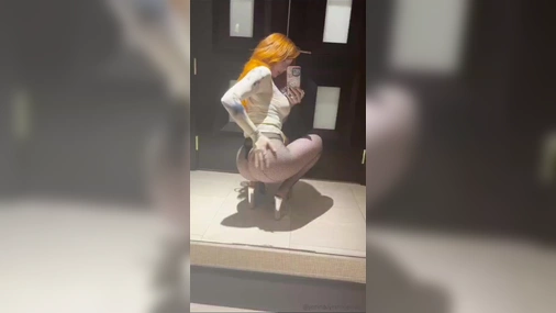 Jenna Lynn Meowri Filming Her Big Ass in Fishnets