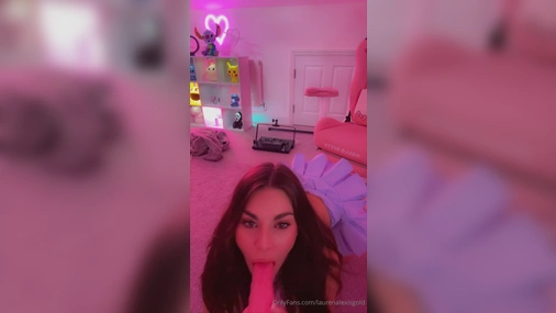 Lauren Alexis 7