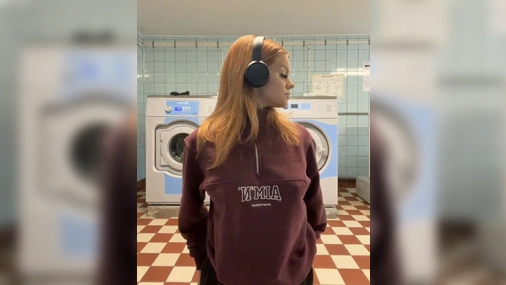 Emisecrets flashing boobs