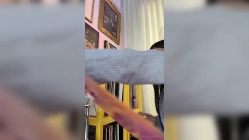 Mia Khalifa - Showing Big Titties on Livestream