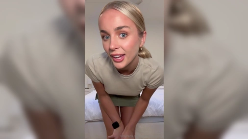 Gabby Goessling Showing Tits And Pussy in Close Up