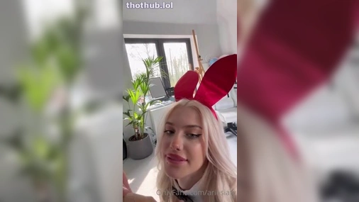 Bunny Blonde Alexandra Marianna Milking White Cock