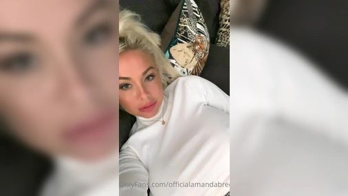 Amanda Breden No 75 (Finger fucked)