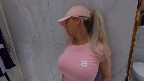 Amanda Breden No 77