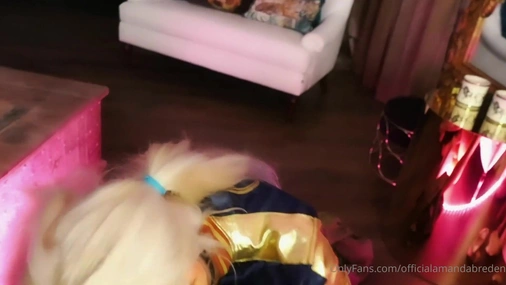Amanda Breden cosplay