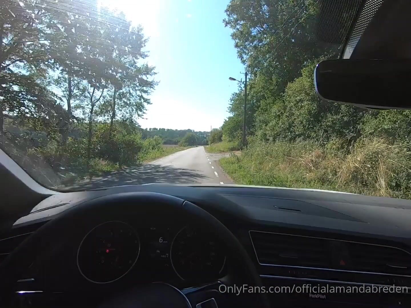 Amanda Breden - Lost girl on country road