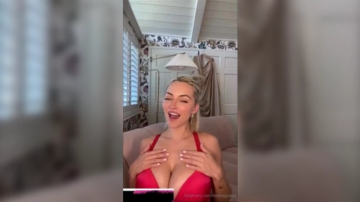 Lindsey Pelas Livestream 8