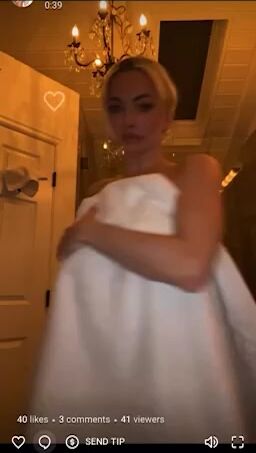 Lindsey Pelas Livestream 5