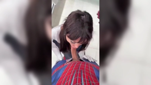 Waifumiia Spiderwoman Sextape