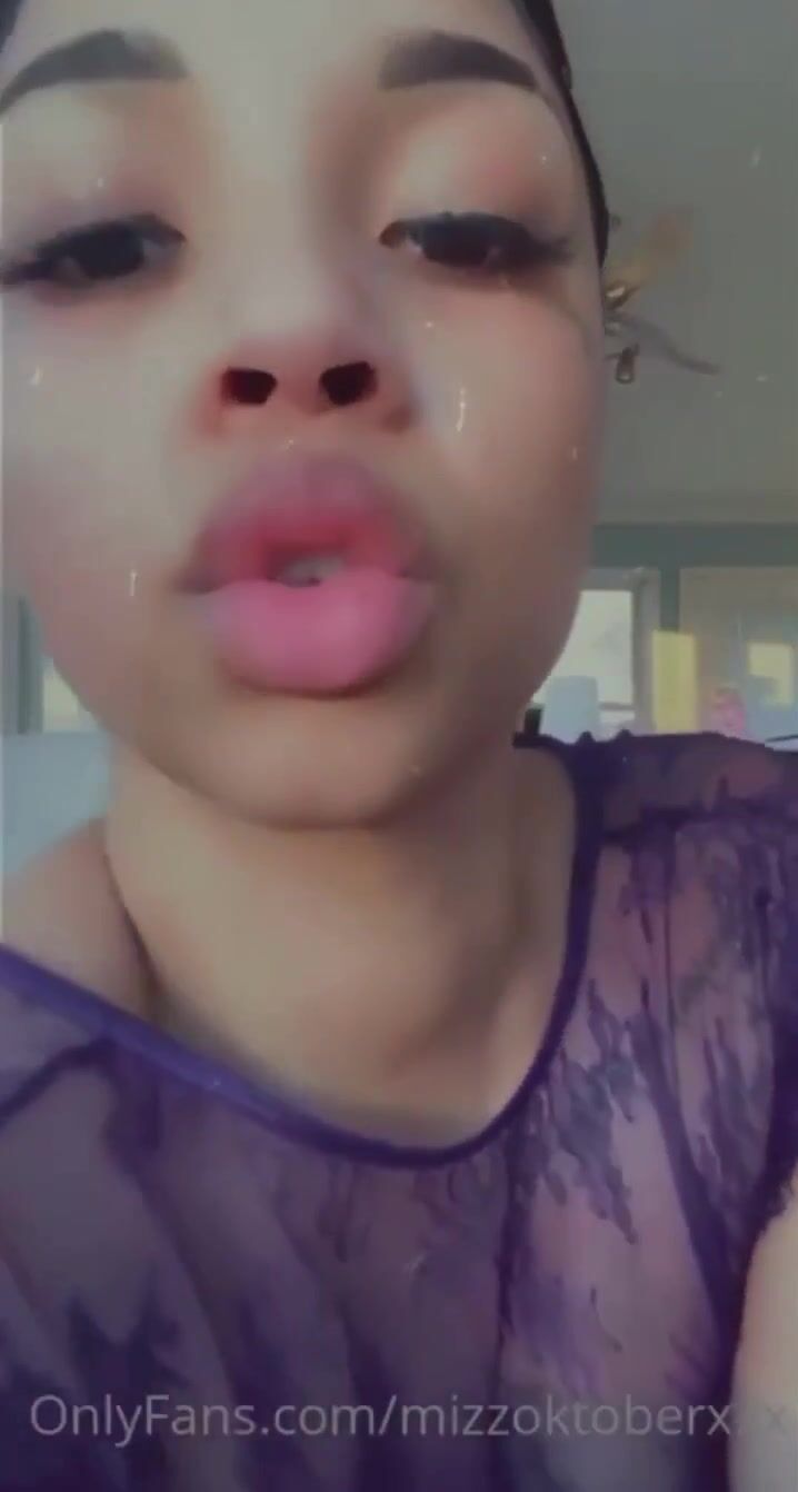 Oktober Jada