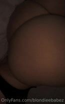 Swedish Blondieebabez twerking 2