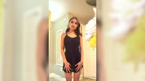 CharmCake Flashing Pussy And Tits