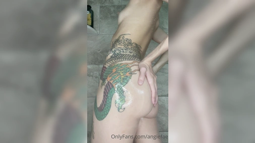 Angiefae Gets Oiled For Booty Shake