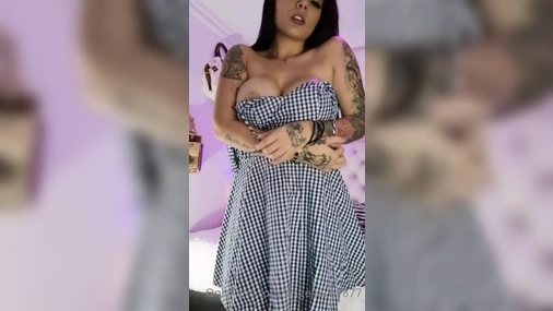 Angelface1877 Teasing Pussy