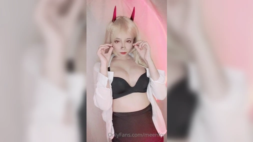 Meenfox Teasing In Black Lingerie