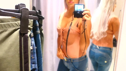 Swedish Bubbelyummi Masturbating in Public Changing room