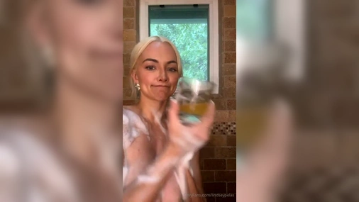 Lindsey Pelas Showering Naked on Livestream