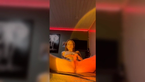 Norwegian Emma Bjonnes pussy play