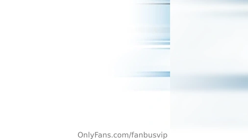 Fan Bus: Tokyo Leigh Sextape