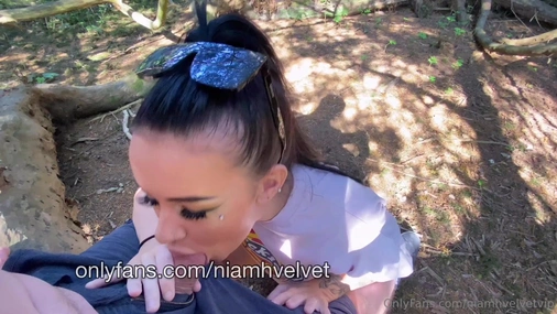 Niamh Velvet - Outdoor Quickie Sextape in Forest