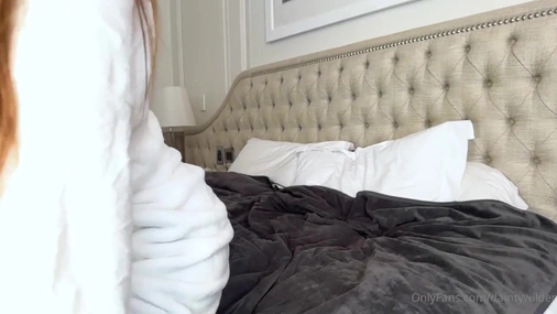 Dainty Wilder - Homemade Pussy Fingering Video in Bedroom
