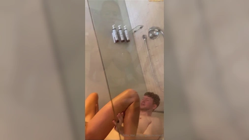 Gitte Shower