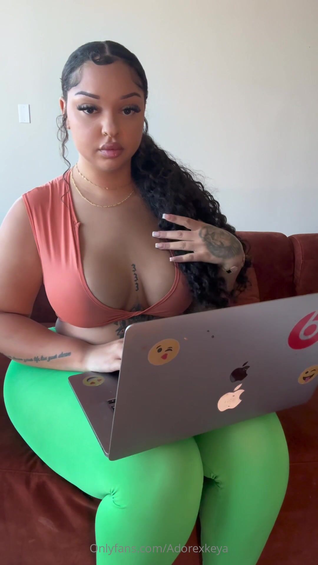 AmberDyme - Gets Naked And Fucks Pussy With Huge Dildo