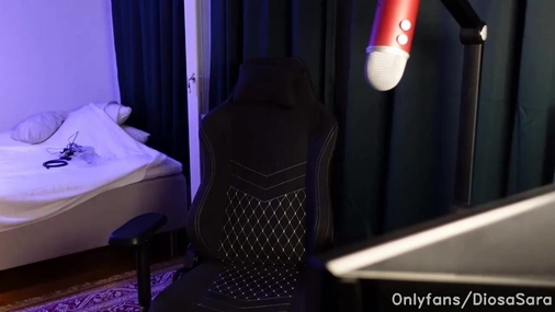 Finnish DiosaSara Dildo And Masturbation