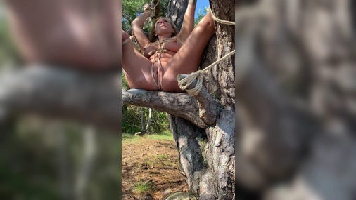 splashgirl bondage dildo pov