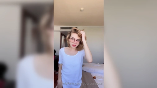 Cora Rossi Flashing Tits On Cam