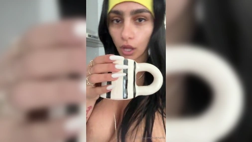 Mia Khalifa Morning Routine Livestream