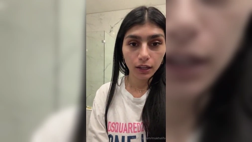 Mia Khalifa - Topless Book Reading Livestream