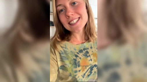 Fitness TikTok girl teasing