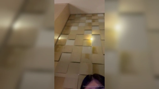Mia Khalifa Naked And Chatting on Livestream