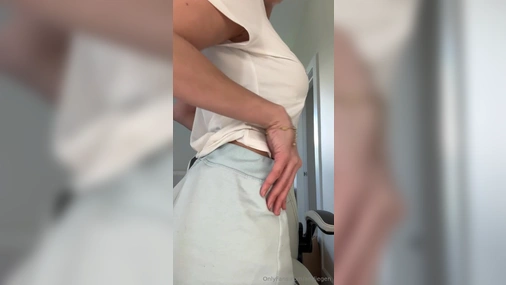 Andie Elle Teasing Pervect Hot Body