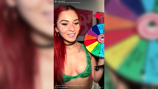 Toria Lorraine - Deepthroating Big White Dildo on Livestream