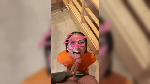 Lamhard Giving Blowjob In Velma Cosplay And Gets Cum on Glasses