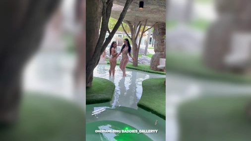 Auhneesh Nicole - Risky FFM Threesome Sex in Pool