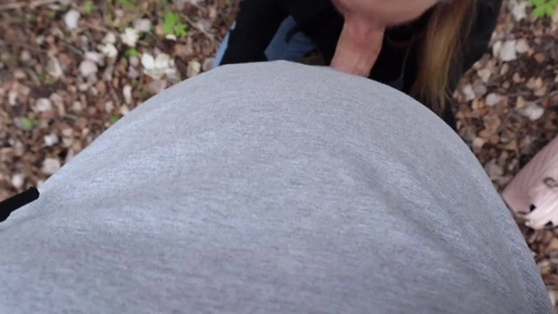 Swedish girl pickup, suger og knuller i skogen